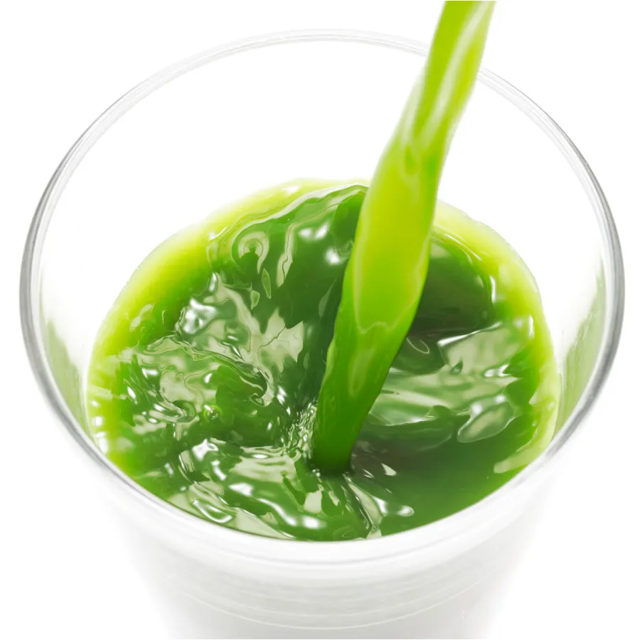 ギュッと搾った青汁だから<span style="color: red">"さらっととけやすく、飲みやすい！"</span>